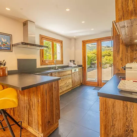 Chalet Cosy A La Clusaz, 9 Pers, 4 Chambres, Wifi, Proche Pistes - Fr-1-437-103 La Clusaz